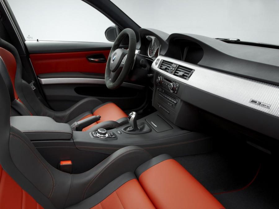  BMW M3 CRT 2011 года  (фото 5 из 76)
